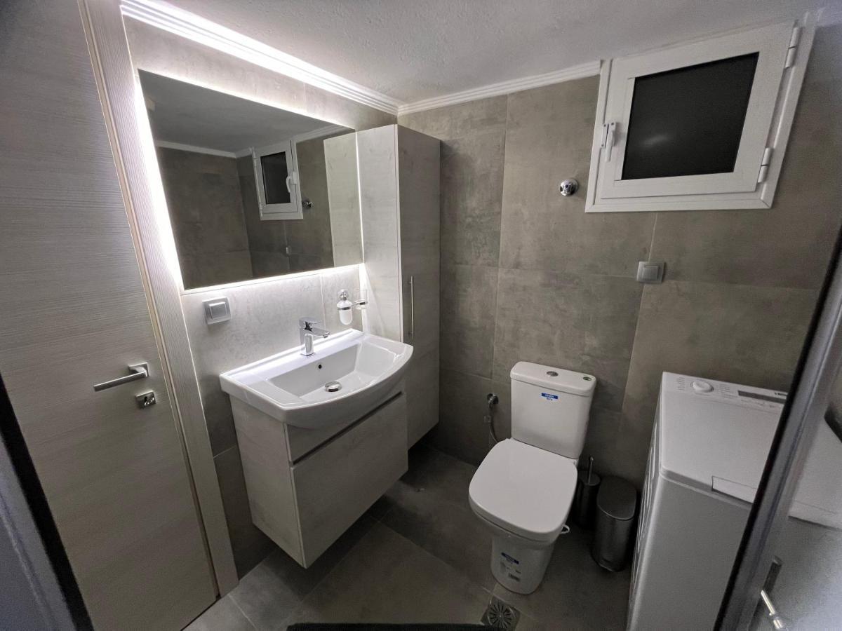 Serres City Center Modern Apartment Eksteriør billede