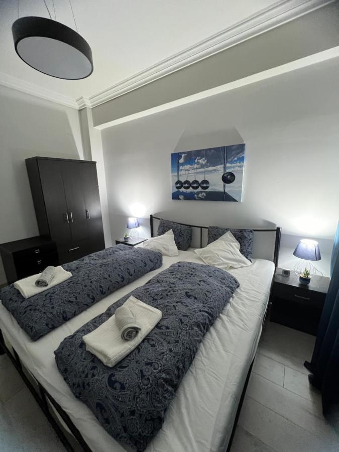 Serres City Center Modern Apartment Eksteriør billede
