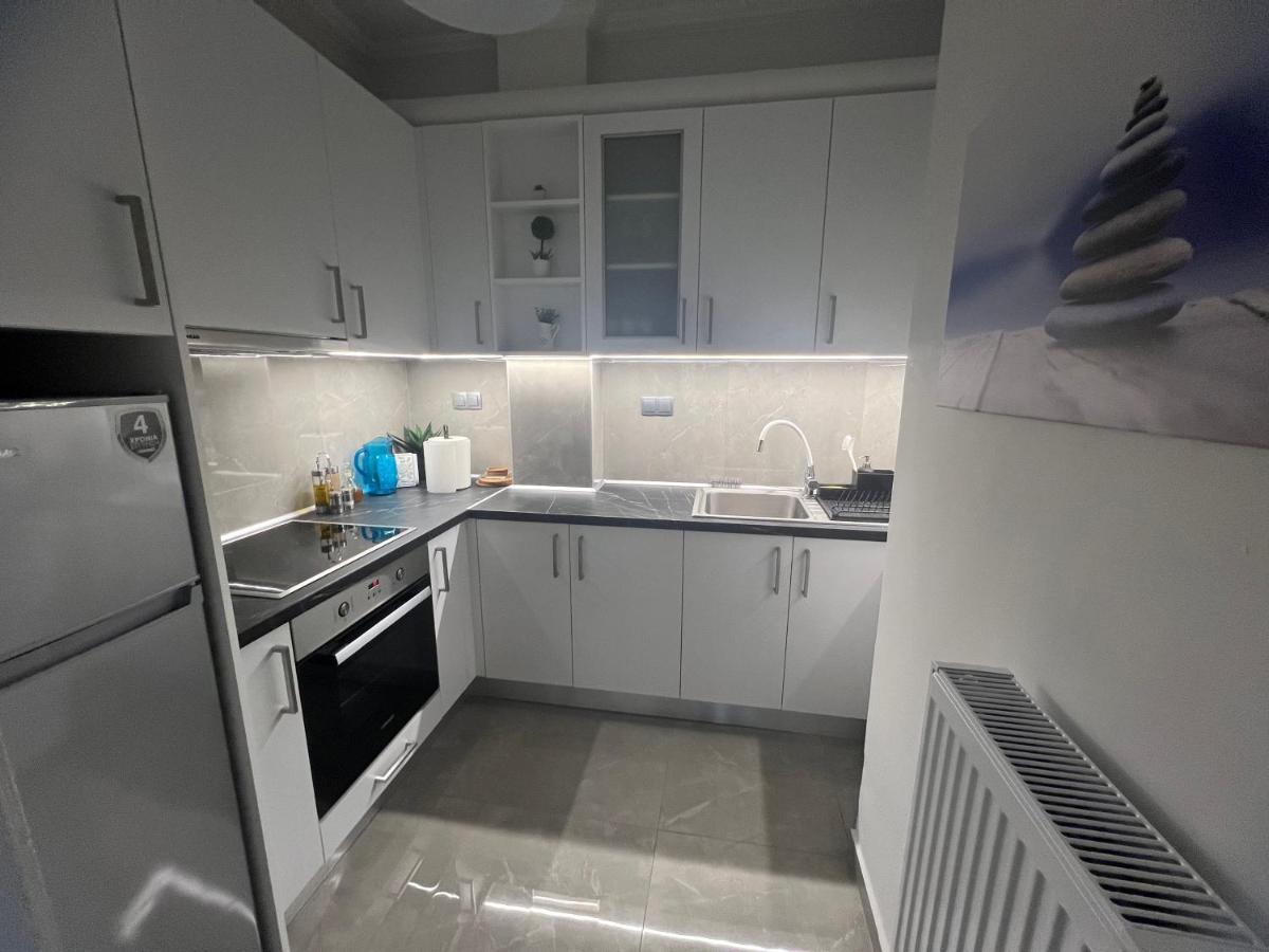 Serres City Center Modern Apartment Eksteriør billede