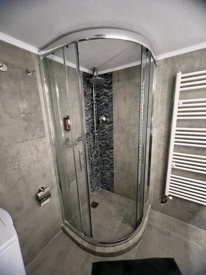Serres City Center Modern Apartment Eksteriør billede