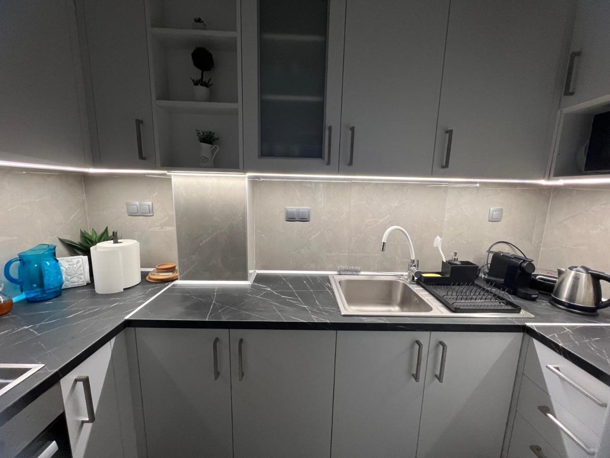 Serres City Center Modern Apartment Eksteriør billede